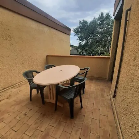 Appartamento T3, 4-6 Personnes Avec Terrasse *